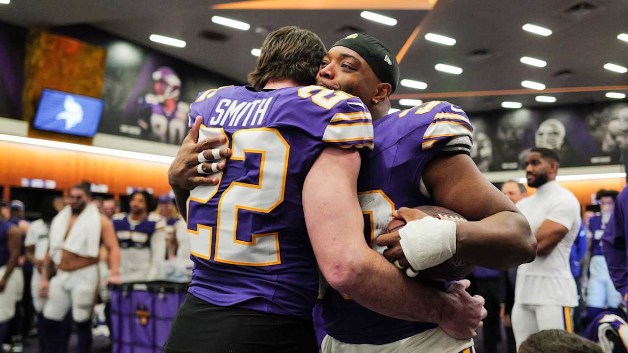 Harrison Smith & C.J. Ham Soak in Special Moments as Vikings Top Packers in 2025 Finale