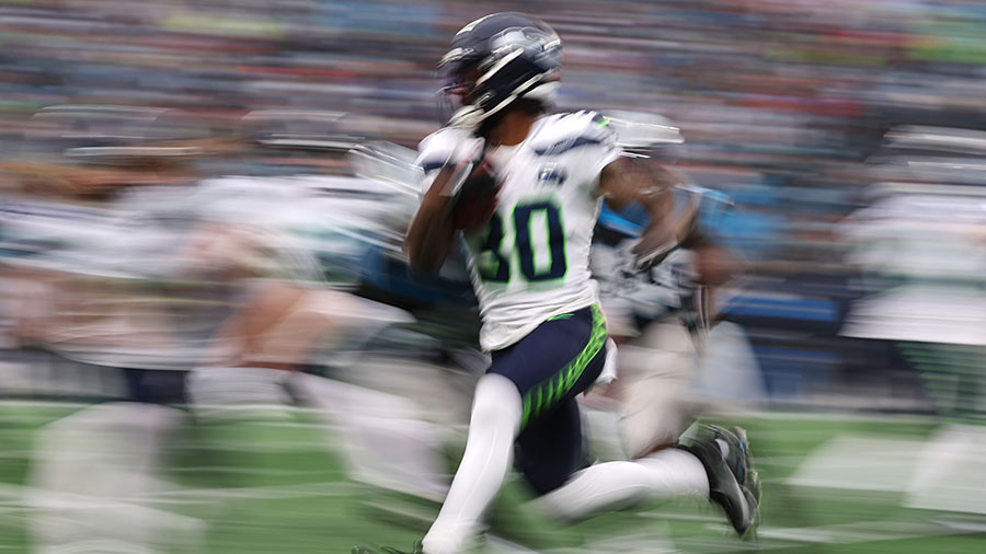 Seattle Seahawks Cam Akers...