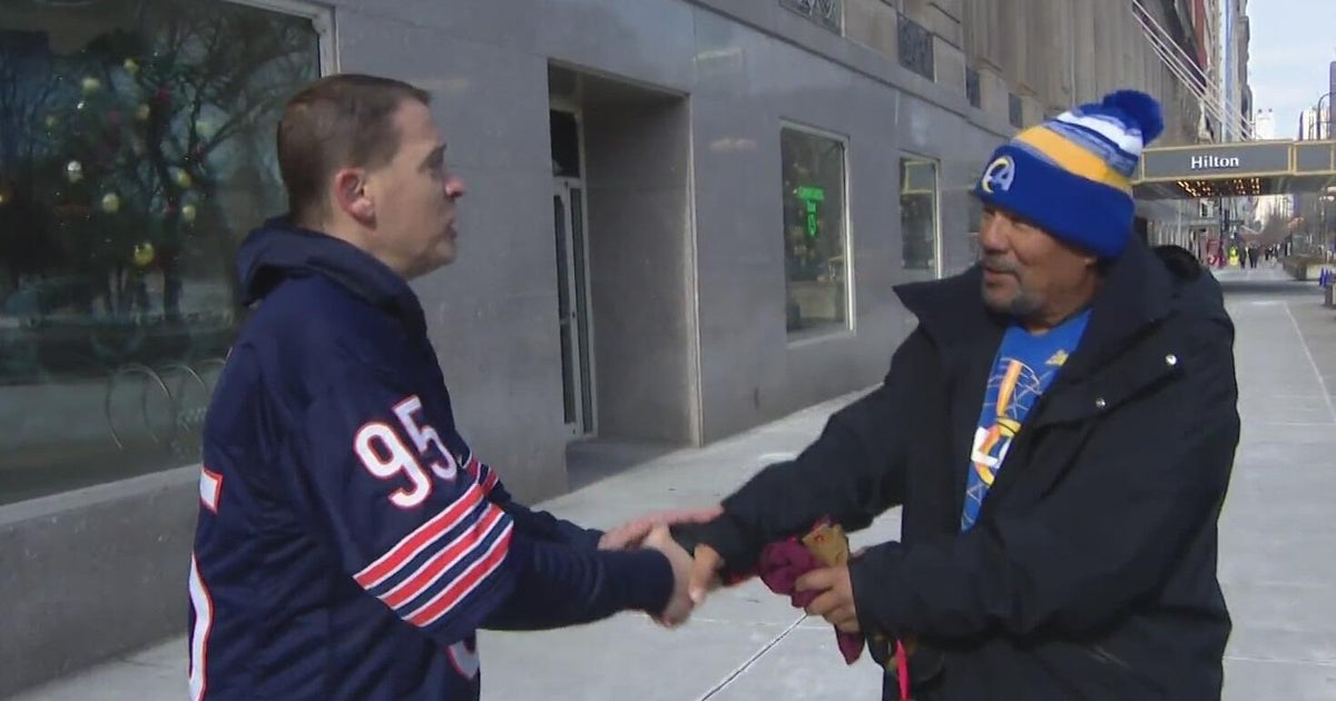 Some Rams' fans made the trip to Chicago for playoff games with Bears. Can they brave the cold?