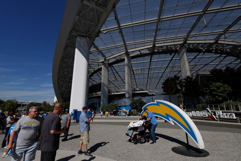 Chargers Interview Titans Defensive Coordinator for Vacant DC Position