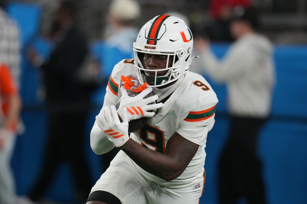 Hurricanes tight end Elija Lofton out for title game