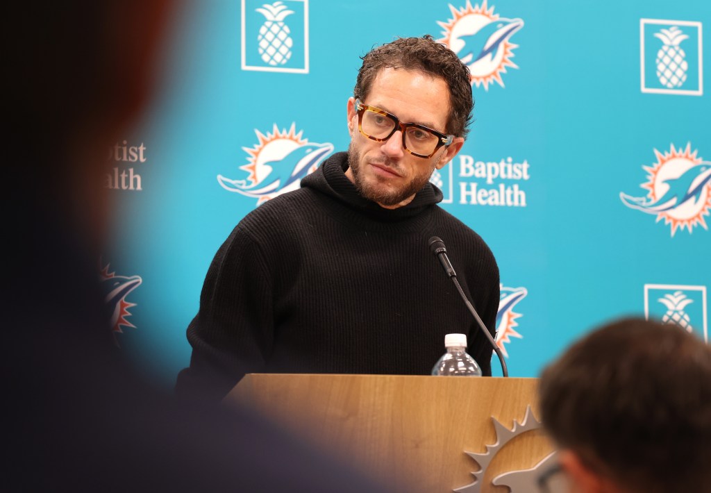 Miami Dolphins' offseason roster salary cap analysis