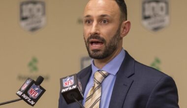 Dolphins hire Packers' Jon-Eric Sullivan as general manager