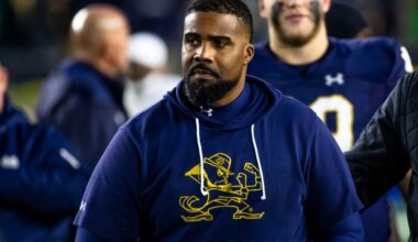 Dolphins hiring Al Washington from Notre Dame to coach LBs