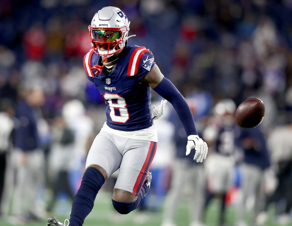 How Patriots WR Stefon Diggs described injury-shortened season in Houston