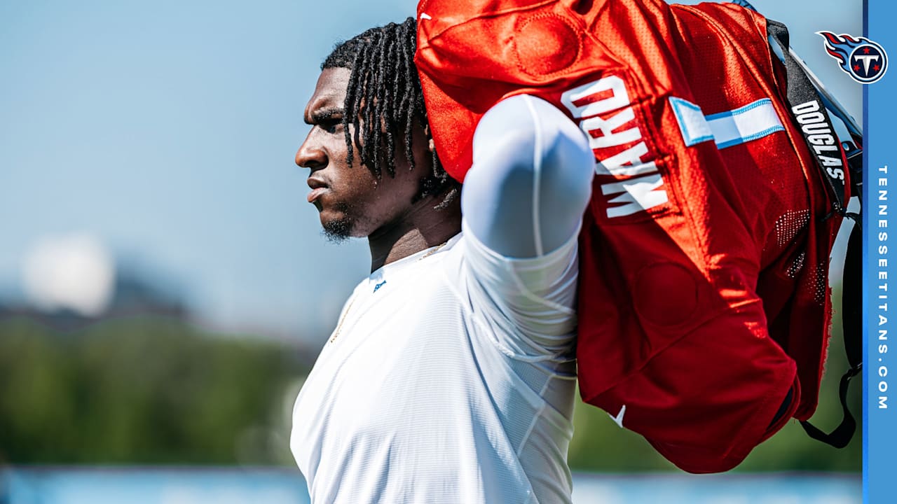 Titans QB Cam Ward Looking to Finish Rookie Season On a High Note