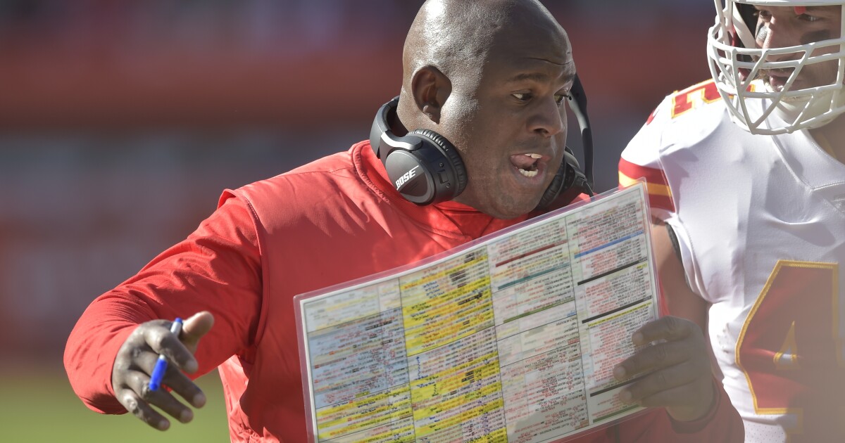 'All signs' point to Eric Bieniemy reuniting with Chiefs