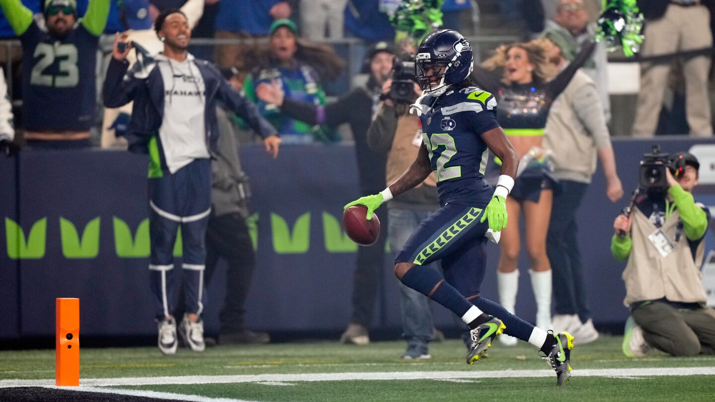 Seahawks dominate 49ers 41-6 to advance to NFC title game