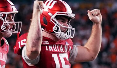 Mendoza shines as Indiana beats Miami 27-21 to win first national title