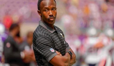 Vikings fire general manager Kwesi Adofo-Mensah