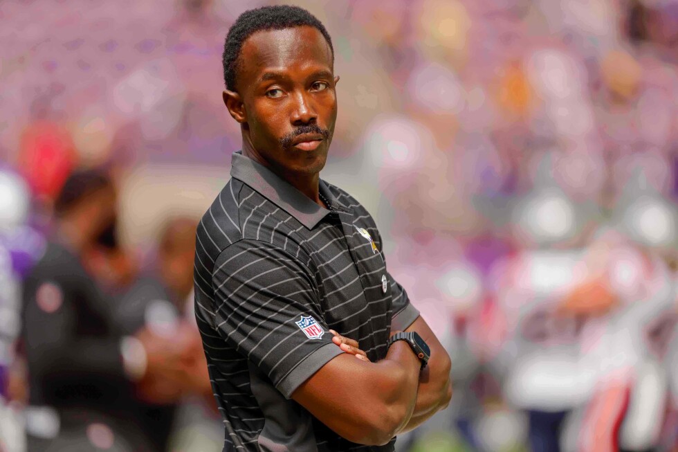 Vikings fire general manager Kwesi Adofo-Mensah