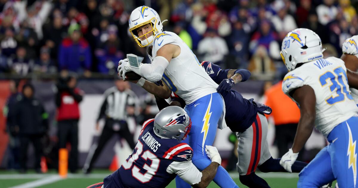 Chargers lament Justin Herbert falling to 0-3 in the playoffs