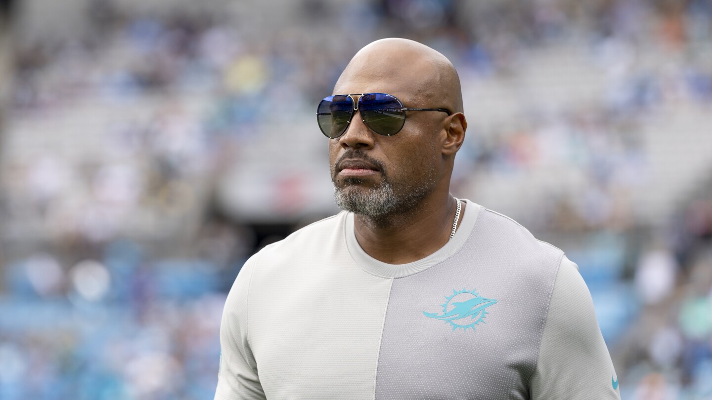 Report: Ravens request interviews with Anthony Weaver, Klint Kubiak