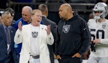 NFL insider Tom Pelissero exposes the messy Las Vegas Raiders