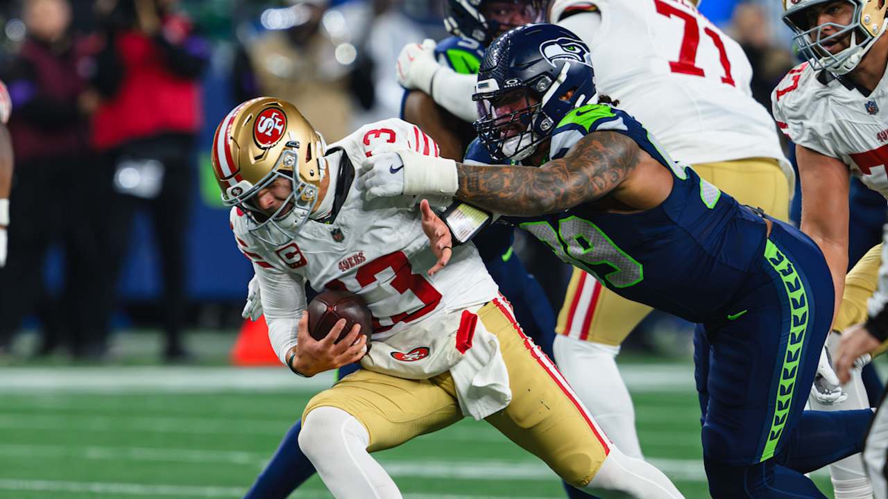Leonard Williams’ Sack, With An Assist From Grey Zabel, A ‘Microcosm’ Of Seahawks Players’ Closeness