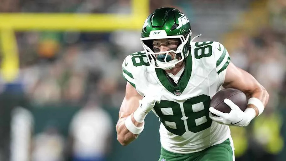 New York Jets tight end Zack Kunt