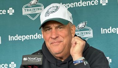 Vic Fangio Mulling Retirement As Eagles Lobby To Keep Him