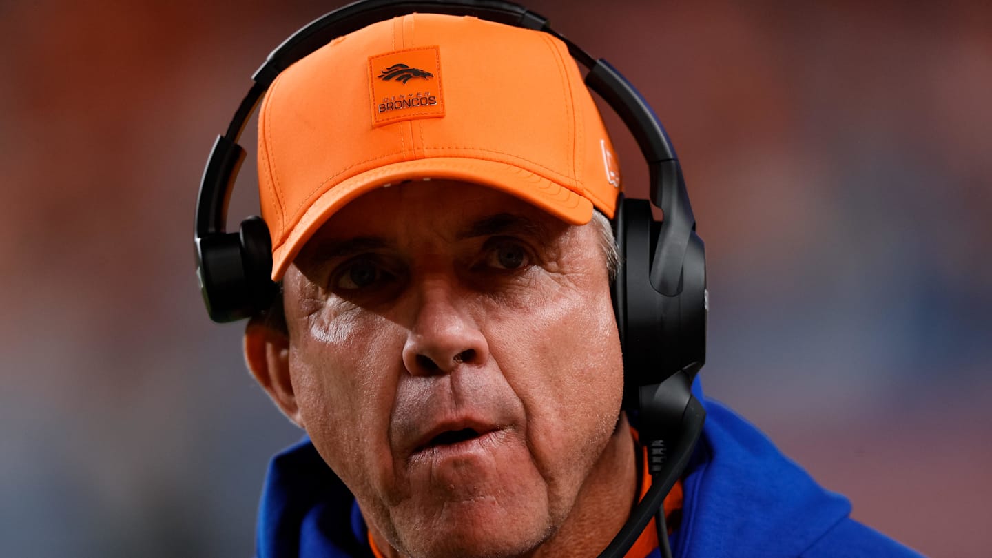 Jan 4, 2026; Denver, Colorado, USA; Denver Broncos head coach Sean Payton in the fourth quarter against the Los Angeles Chargers at Empower Field at Mile High. Mandatory Credit: Isaiah J. Downing-Imagn Images