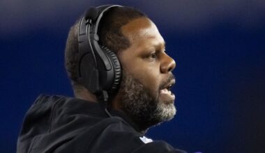 Washington Commanders defensive coordinator Daronte Jones