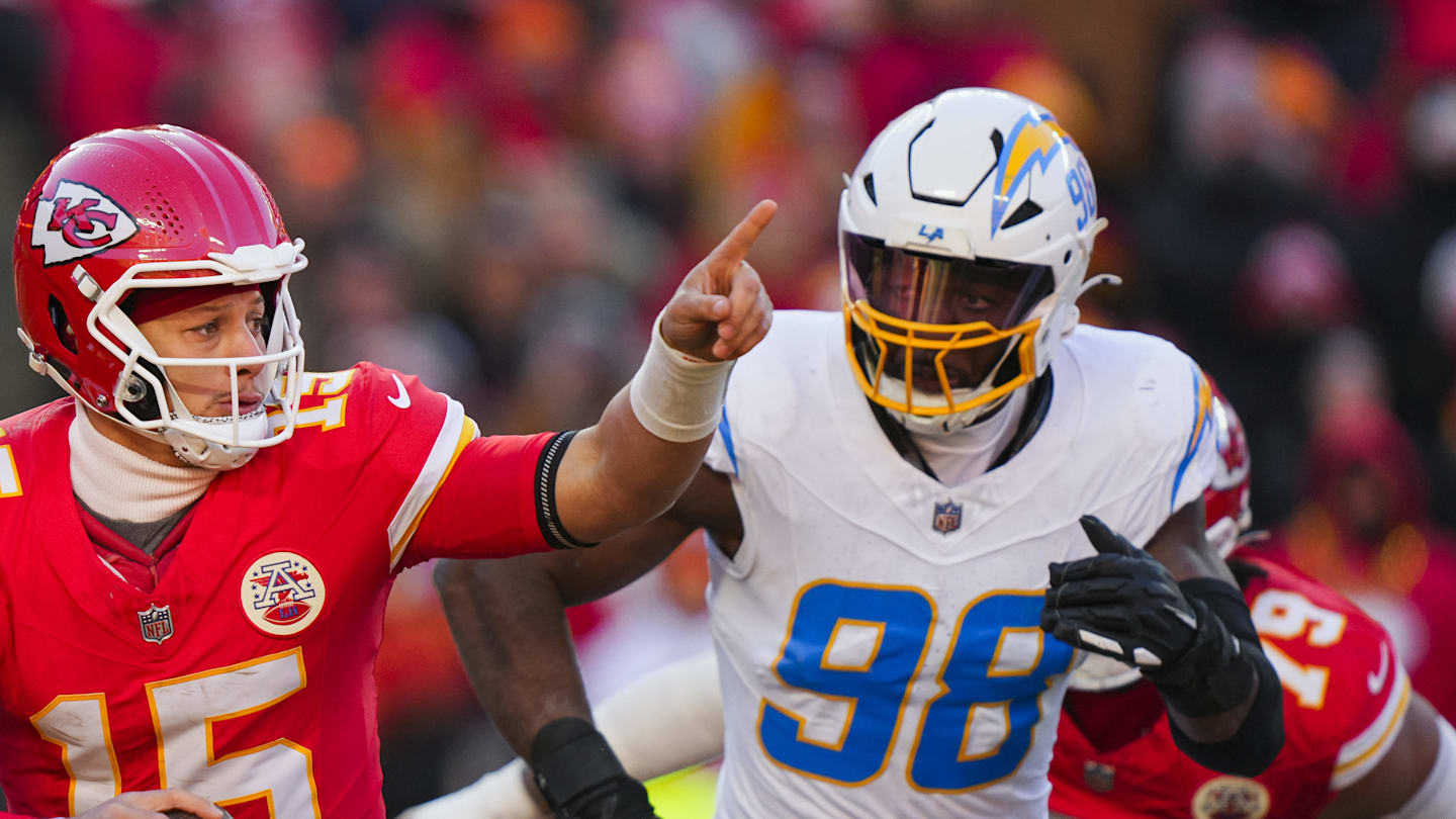 Chargers Likely Face Intense Bidding War to Retain Elite Free Agent