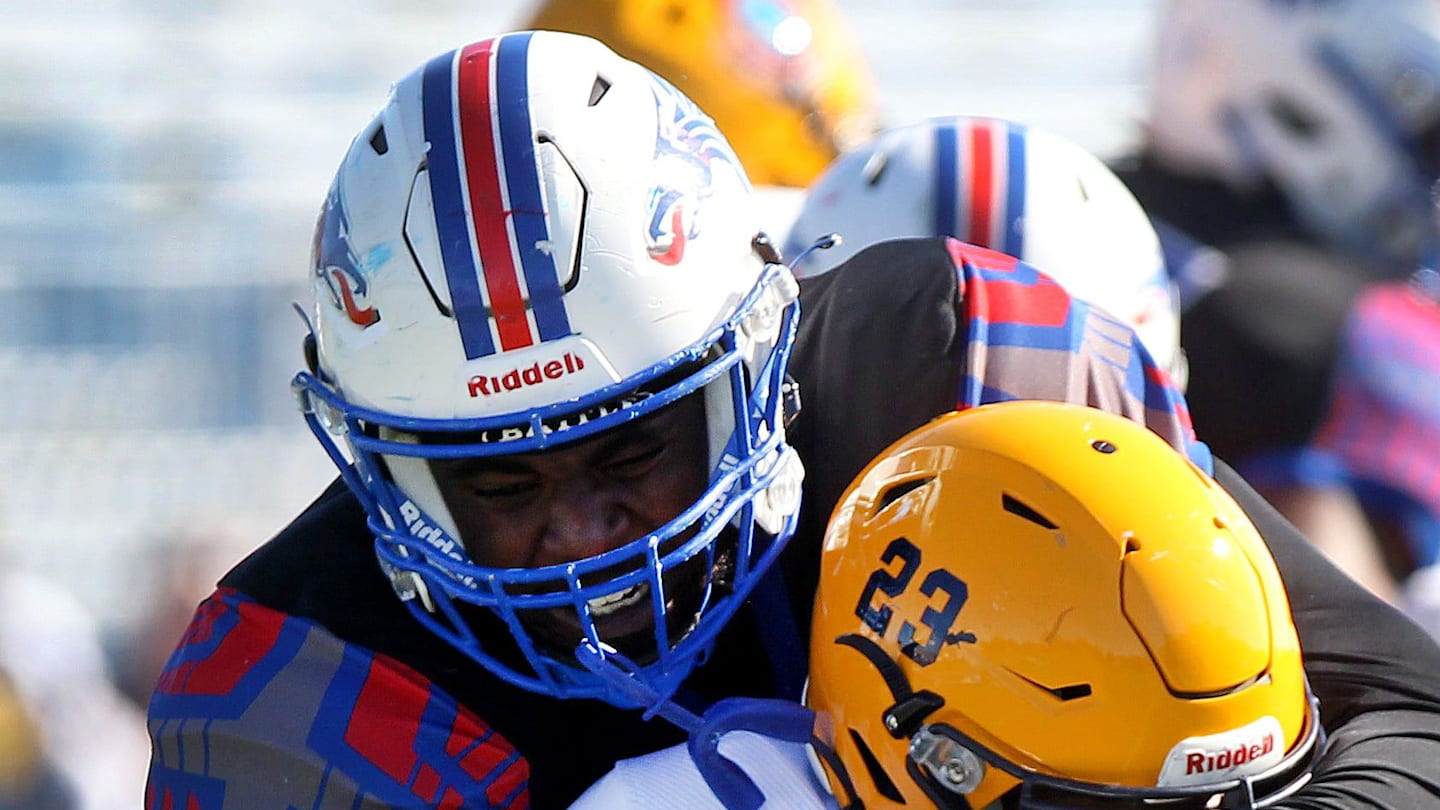 Western Michigan edge rusher Nadame Tucker