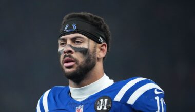 Indianapolis Colts wide receiver Michael Pittman Jr. warms up