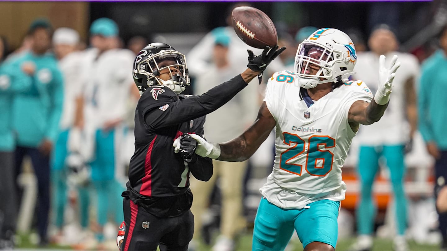 Dolphins 2025 Cornerback Report Card: Douglas and the Rest