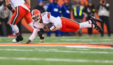 NFL’s All-Time Leading Rusher Puts Browns on Blast for Shedeur Sanders’ Situation