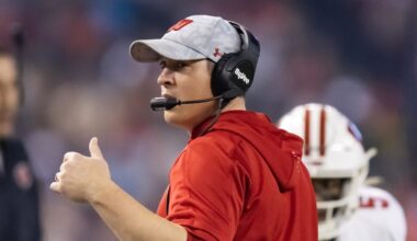 Jim Leonhard adds 3rd former Wisconsin Badger to his new Buffalo Bills coaching staff