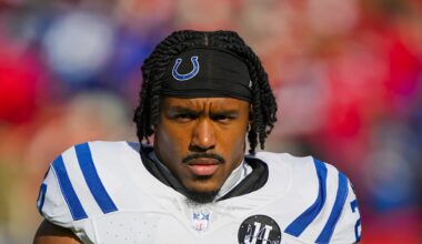 Indianapolis Colts safety Nick Cross during warmups