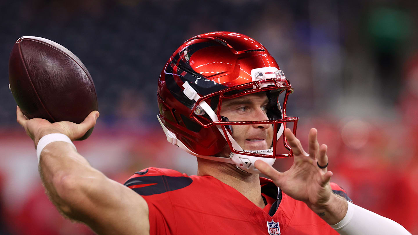 Houston Texans quarterback Davis Mills