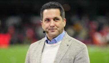 Broadcaster Adam Schefter of ESPN