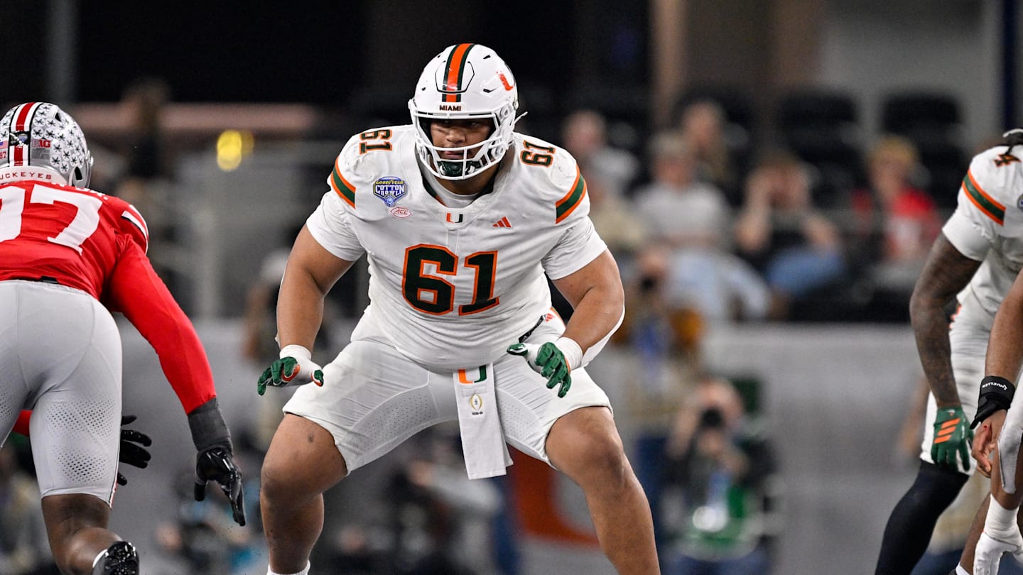 Dametrious Crownover