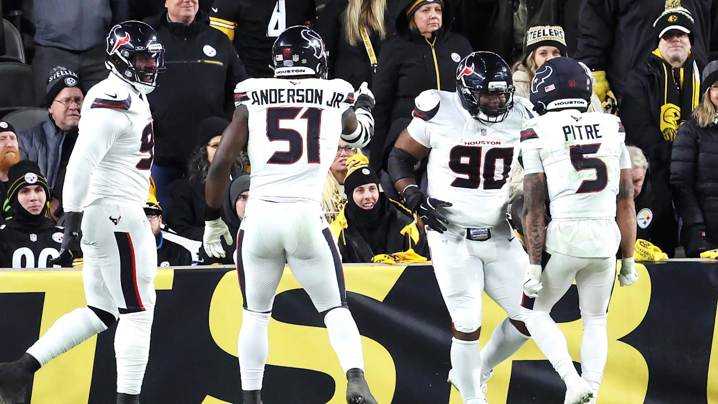 A Veteran Free Agent DT Who Could Help Stabilize the 49ers Front