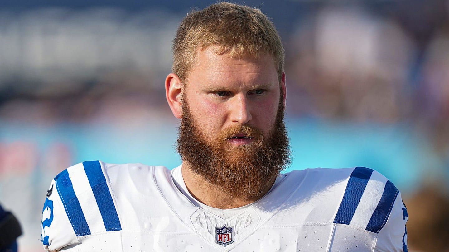 Indianapolis Colts offensive tackle Braden Smith (72) walks the sidelines Sunday, Dec. 3, 2023, during a game against the Tennessee Titans at Nissan Stadium in Nashville, Tenn.