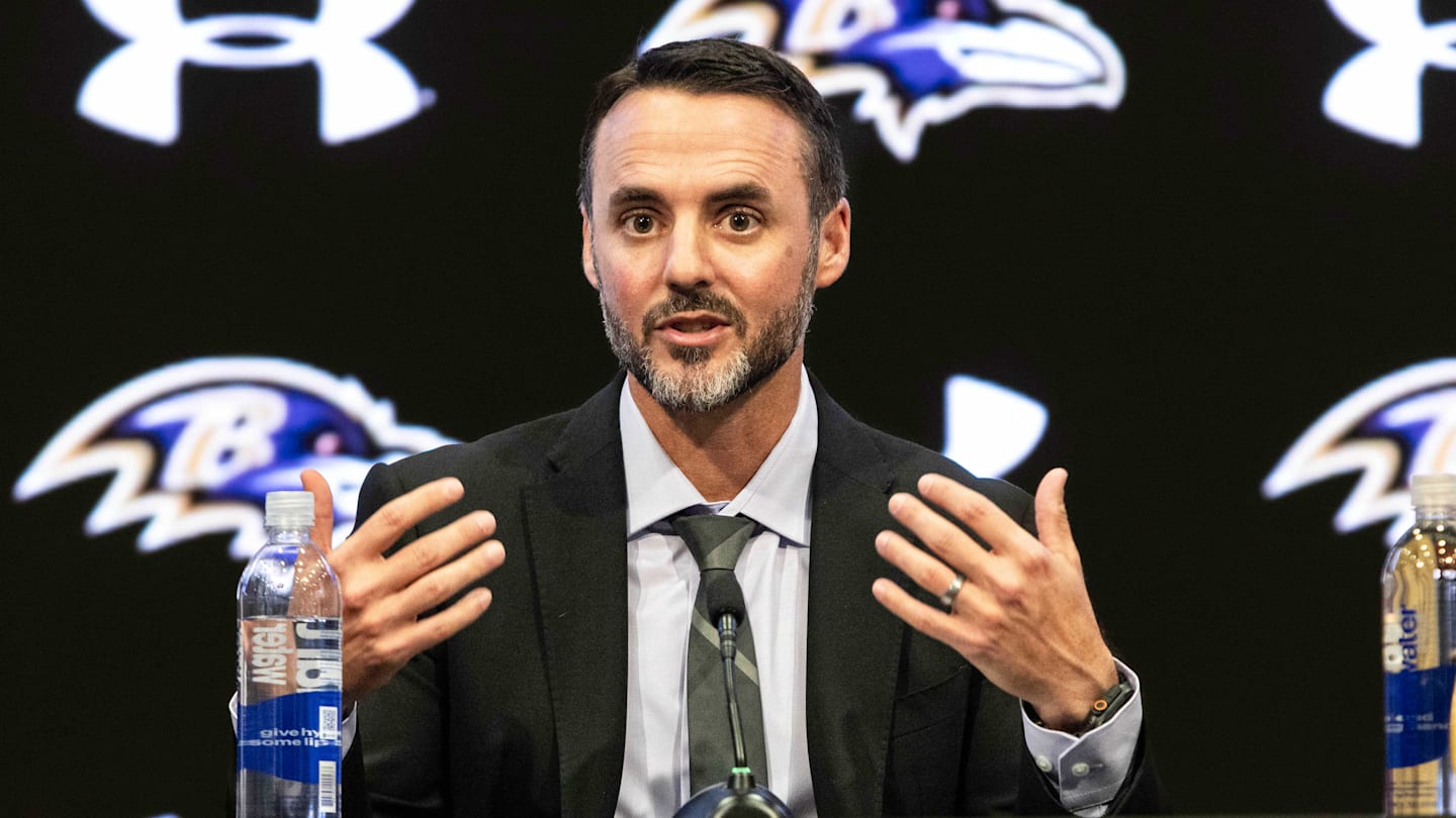 Full List of Chargers Coaching Staff Joining Jesse Minter in Baltimore