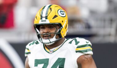 Oct 19, 2025; Glendale, Arizona, USA; Green Bay Packers center Elgton Jenkins (74) against the Arizona Cardinals at State Farm Stadium. Mandatory Credit: Mark J. Rebilas-Imagn Images