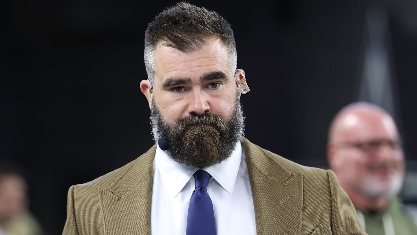 Jason Kelce Clarifies AJ Brown Comments, Shuts Down Eagles Drama