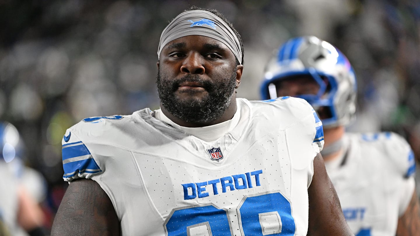 Nov 16, 2025; Philadelphia, Pennsylvania, USA; Detroit Lions defensive tackle DJ Reader (98) against the Philadelphia Eagles at Lincoln Financial Field. Mandatory Credit: Eric Hartline-Imagn Images