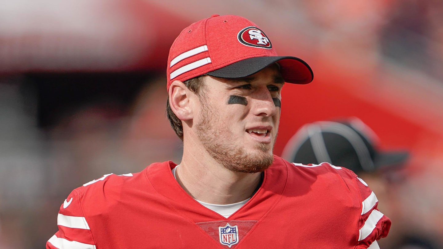 San Francisco 49ers punter Bradley Pinion (5)