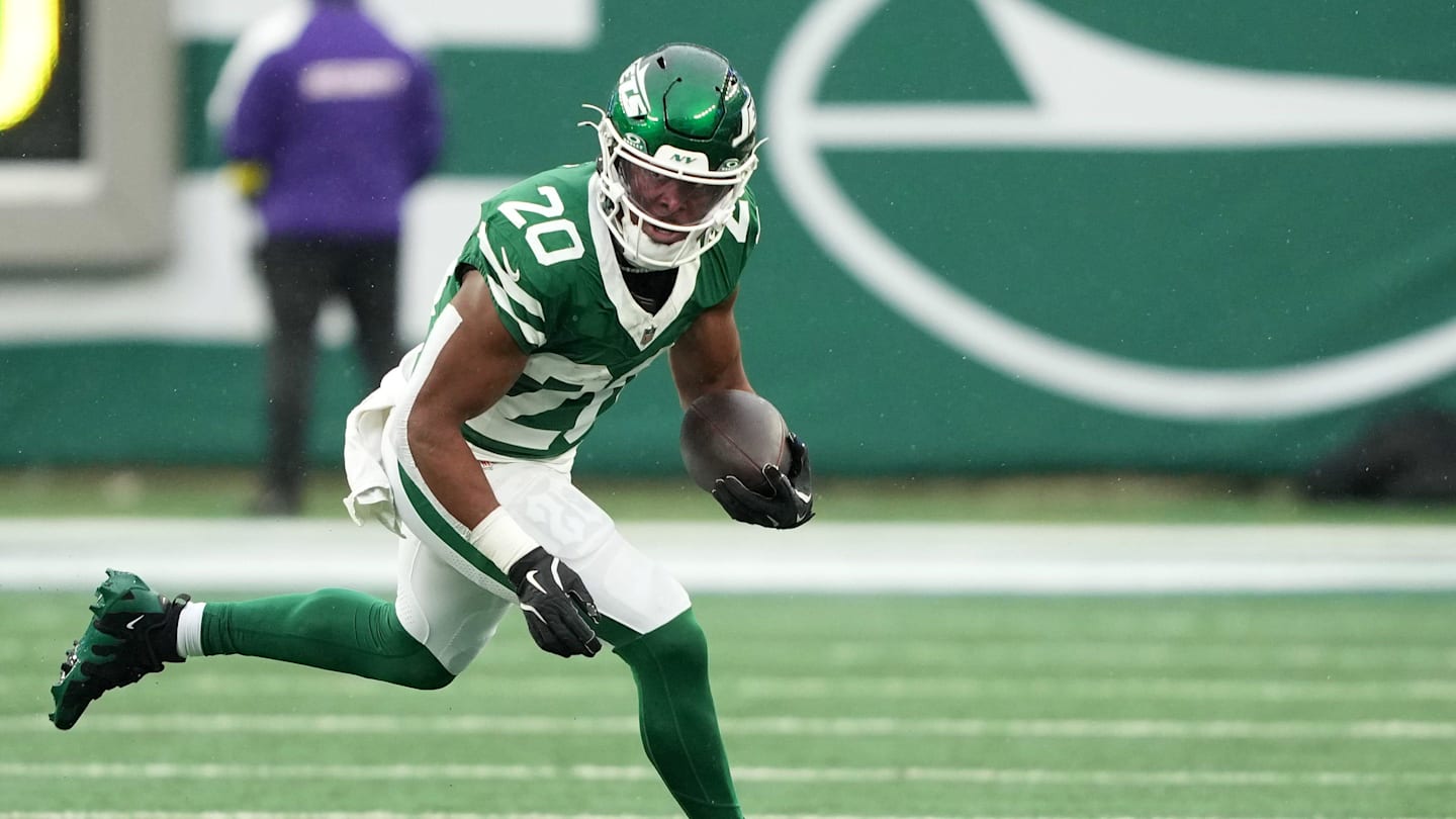 Four Running Backs Texans Could Target to Fix Backfield