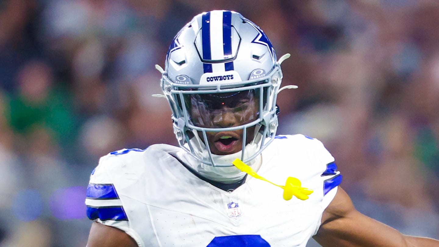 Nov 23, 2025; Arlington, Texas, USA; Dallas Cowboys wide receiver George Pickens (3) and Dallas Cowboys wide receiver CeeDee Lamb (88) react during the game against the Philadelphia Eagles at AT&T Stadium. Mandatory Credit: Kevin Jairaj-Imagn Images