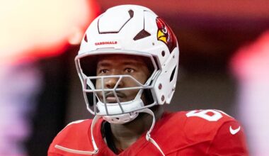 Stay or Go? Cardinals Would Love Veteran Tackle Back