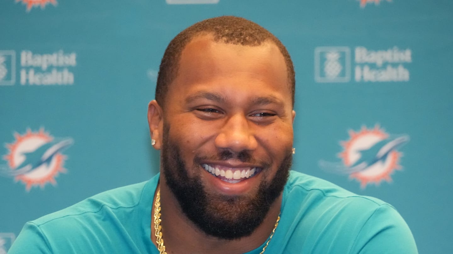 Miami Dolphins linebacker Bradley Chubb