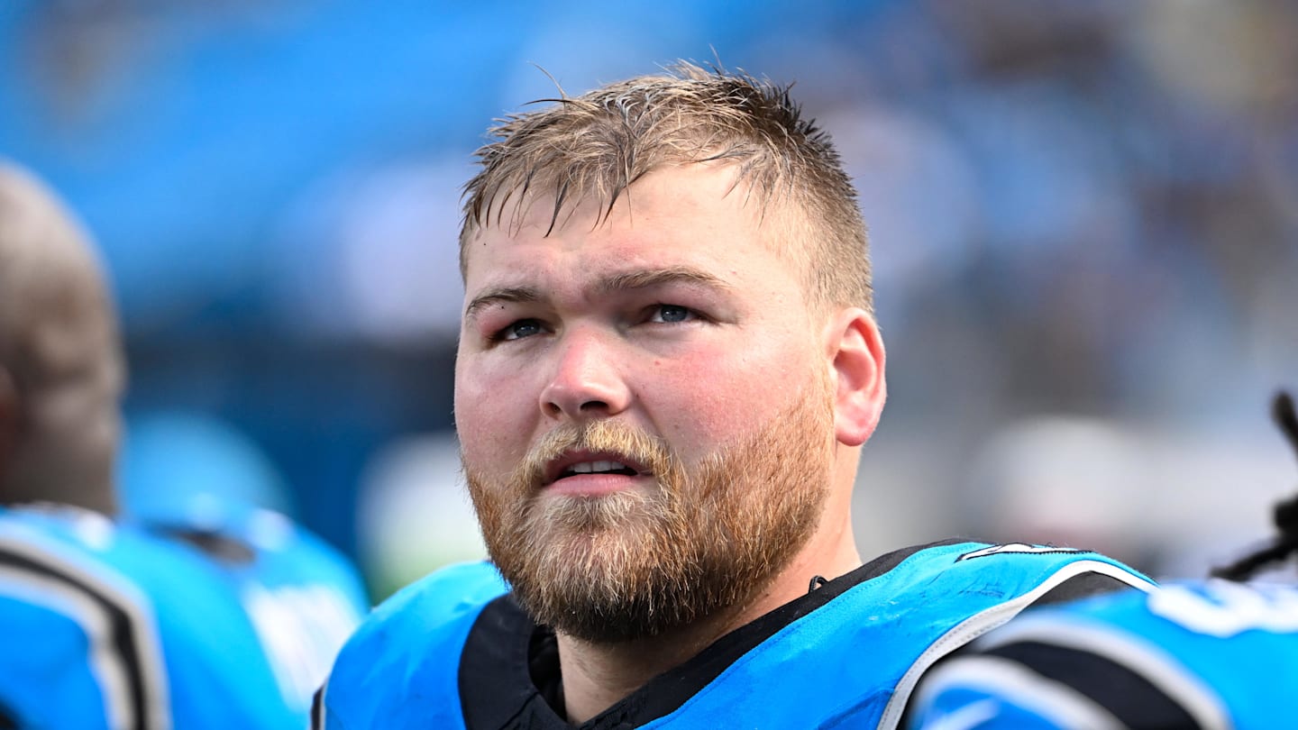 This Free Agent Prediction Would Instantly Boost Cardinals’ Weakest Link