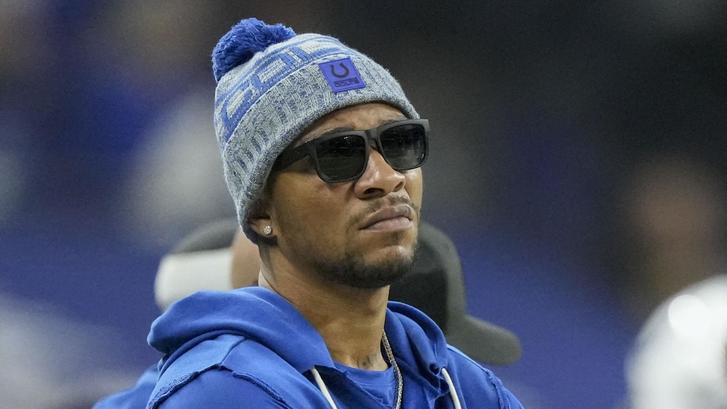 Dec 28, 2025; Indianapolis, Indiana, USA; Indianapolis Colts quarterback Anthony Richardson (5) watches the action on the field from the sidelin at Lucas Oil Stadium. Mandatory Credit: Grace Hollars-USA TODAY Network via Imagn Images