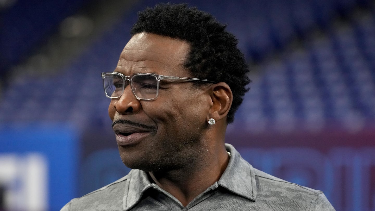 Mar 2, 2024; Indianapolis, IN, USA; NFL Hall of Fame player Michael Irvin during the 2024 NFL Combine at Lucas Oil Stadium. Mandatory Credit: Kirby Lee-Imagn Images