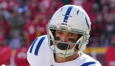 Indianapolis Colts wide receiver Alec Pierce makes a catch