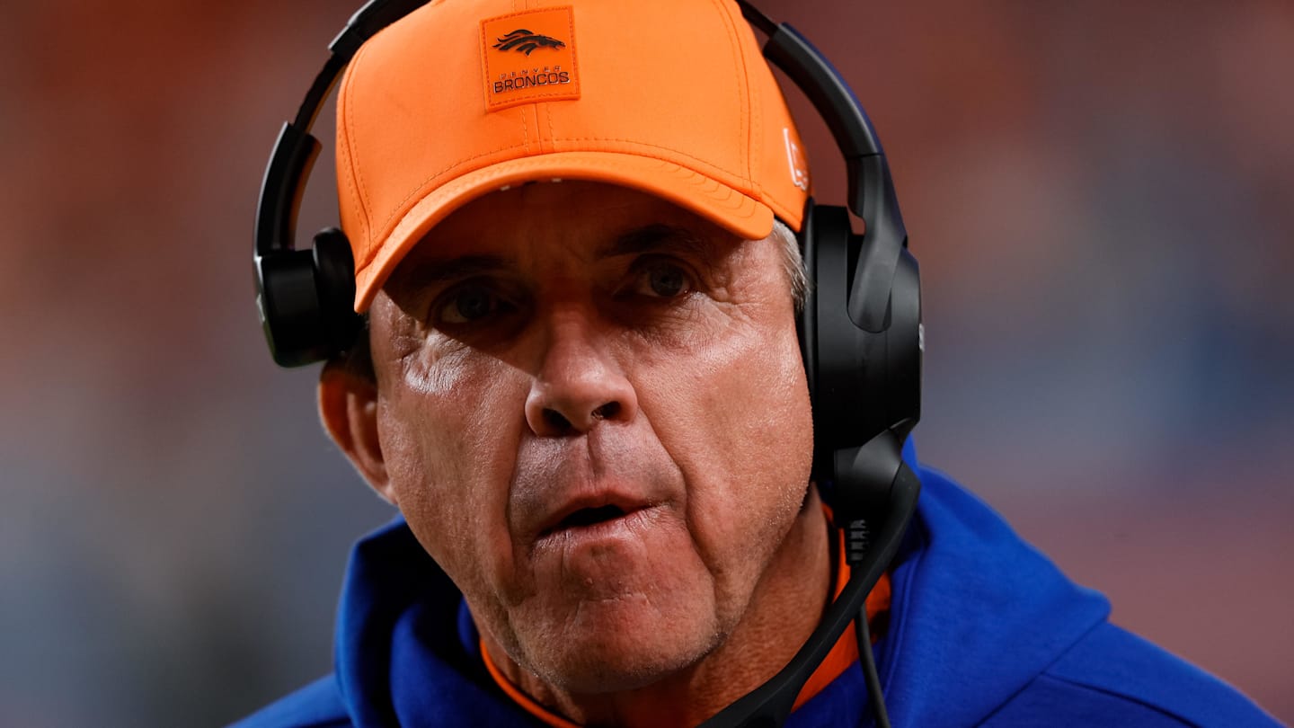 Denver Broncos head coach Sean Payton