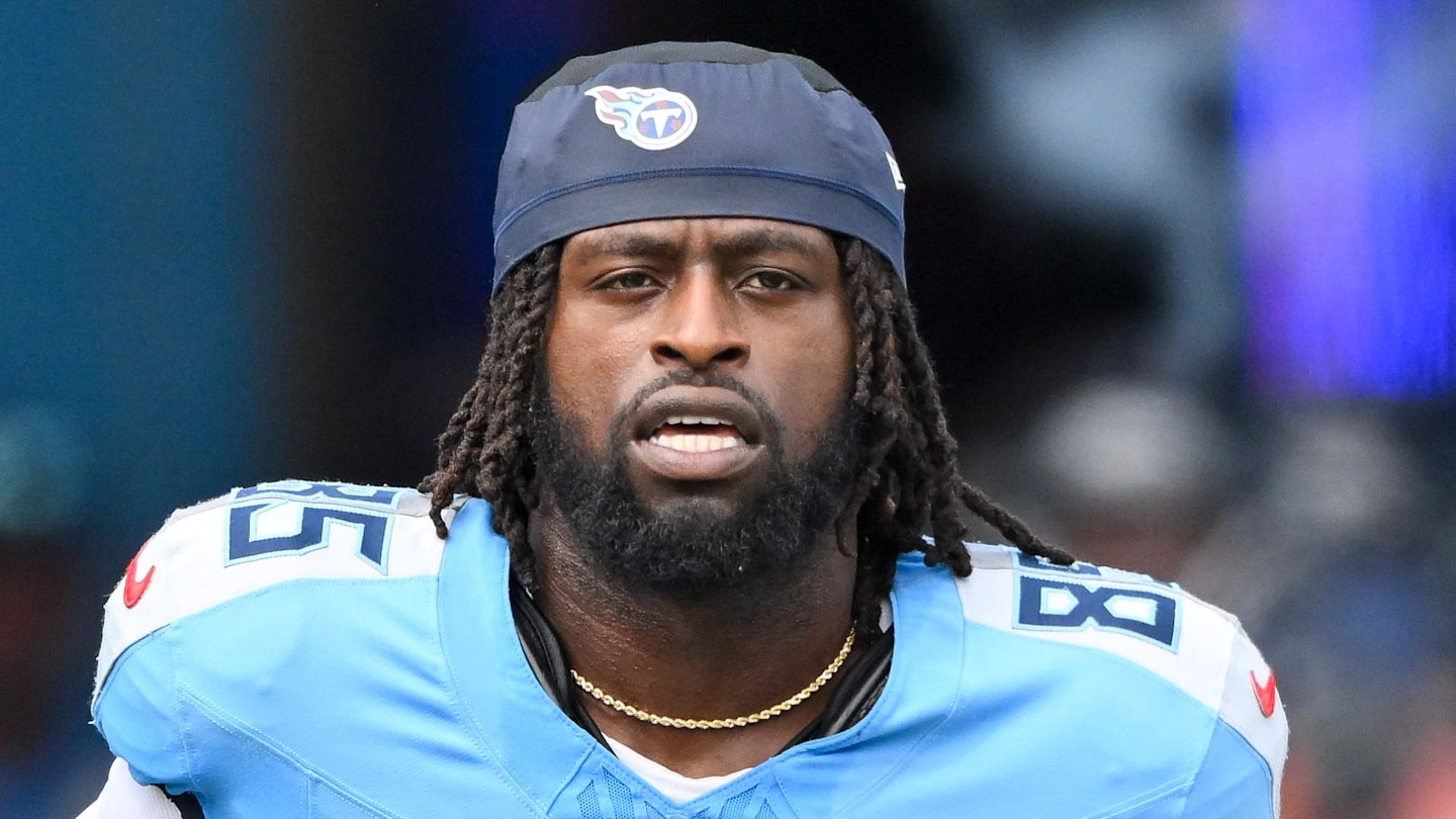 Tennessee Titans tight end Chigoziem Okonkwo